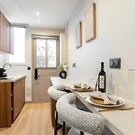 Montparnasse - Premium Business * Paris