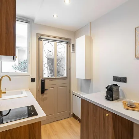 Montparnasse - Premium Business パリ